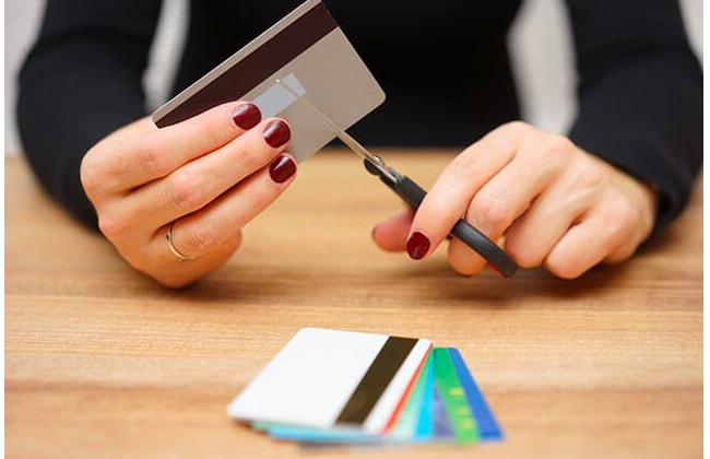 Hướng dẫn cách huỷ thẻ tín dụng VPBank đơn giản và mới nhất 2023
